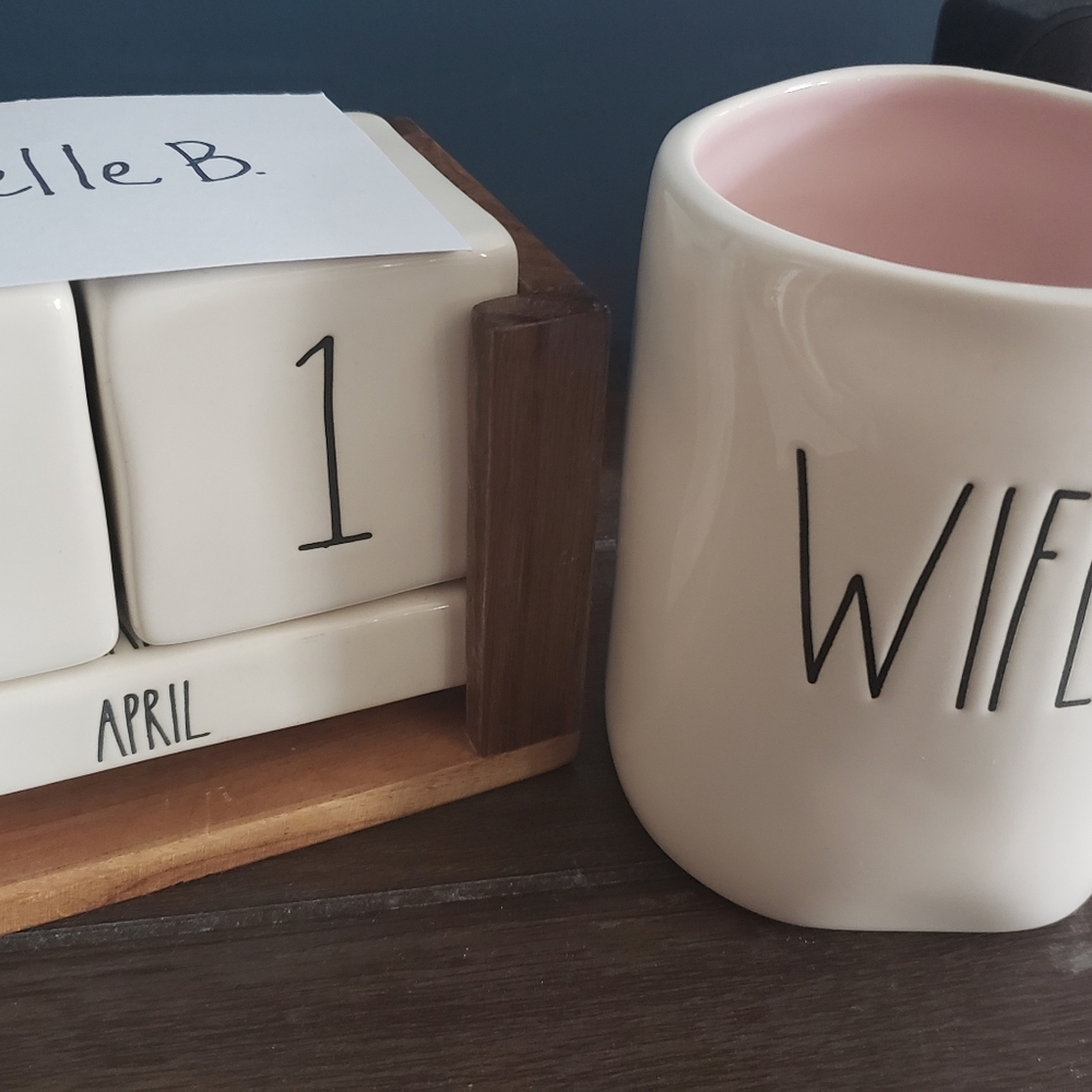 Reserved for Jimena Yunda Only